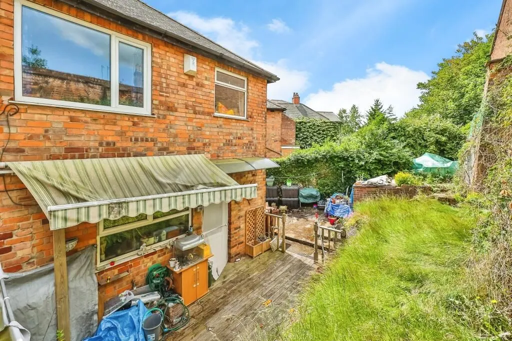 Nottingham, Nottinghamshire, NG5 4AP - Online Auctions