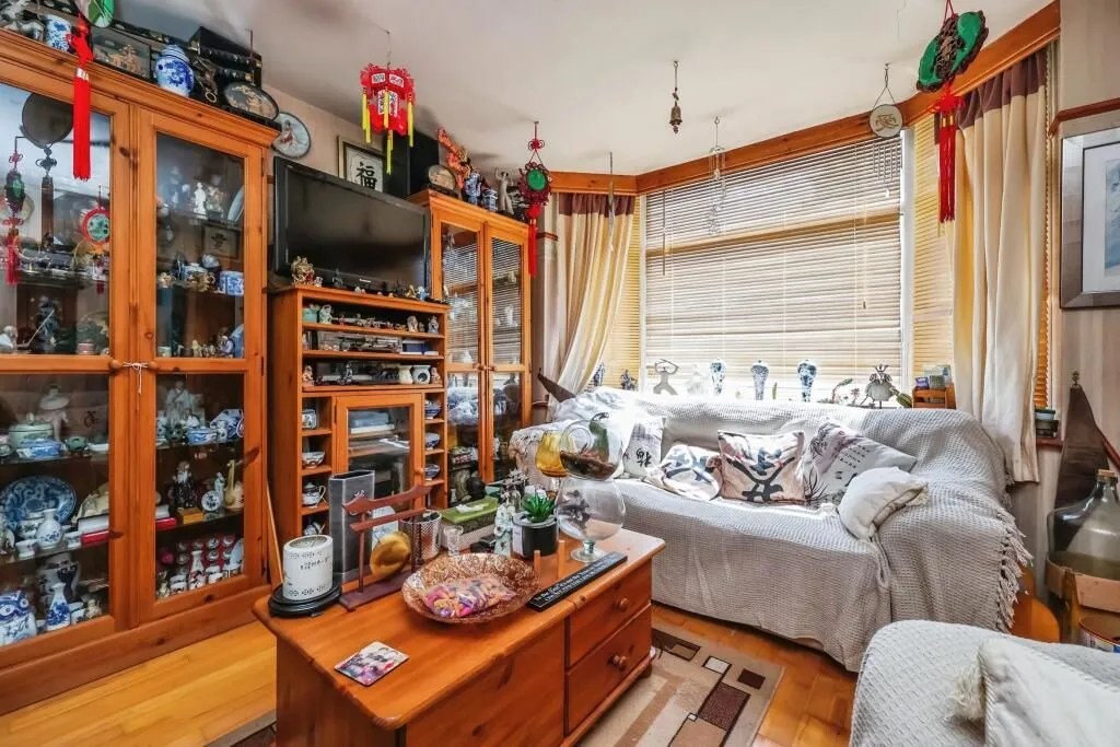 Nottingham, Nottinghamshire, NG5 4AP - Online Auctions