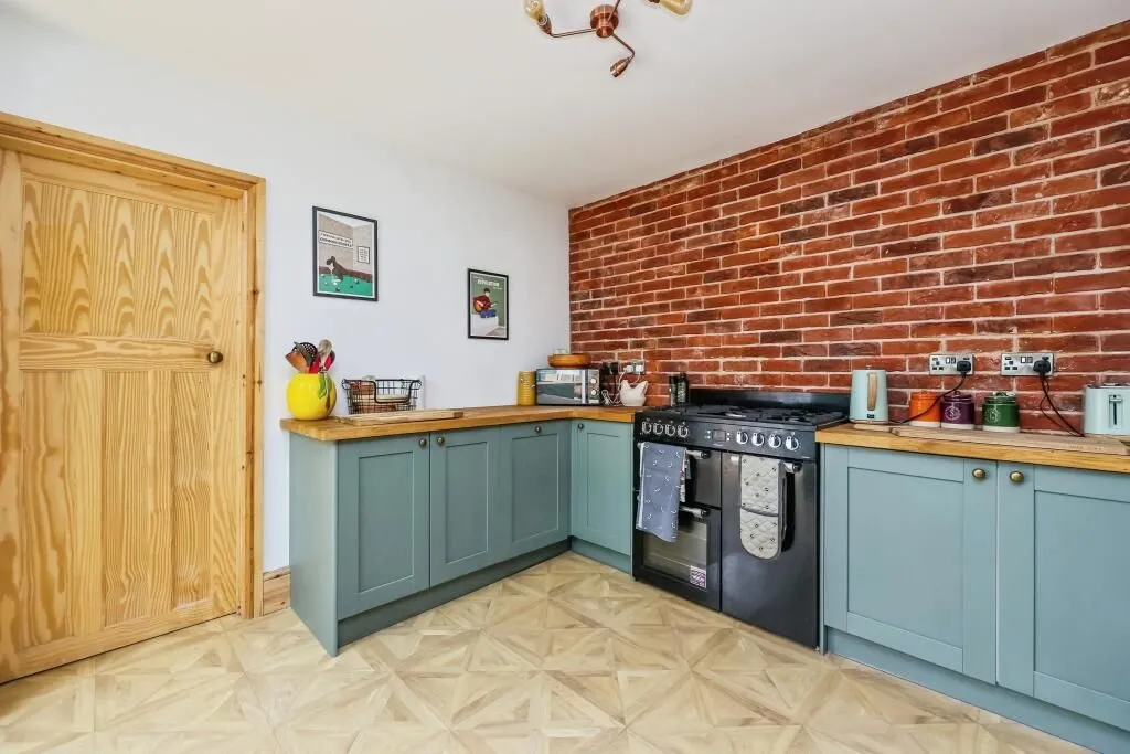 Sandiacre, Nottingham, Nottinghamshire, NG10 5JN - Online Auctions