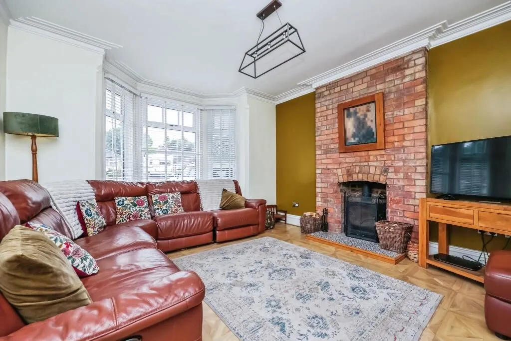 Sandiacre, Nottingham, Nottinghamshire, NG10 5JN - Online Auctions