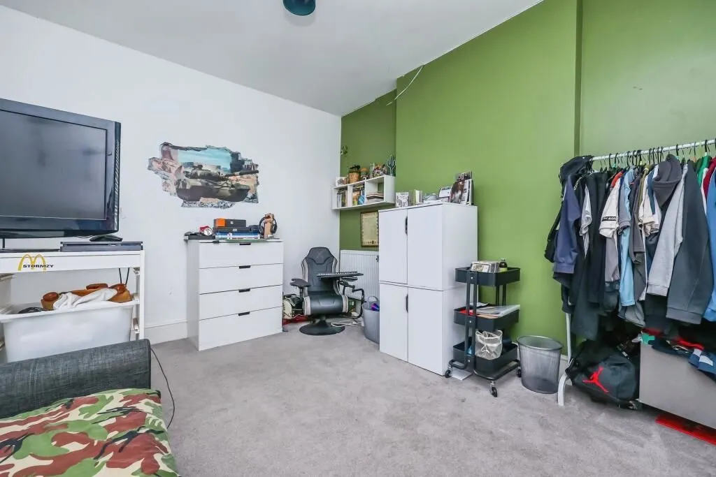 Sandiacre, Nottingham, Nottinghamshire, NG10 5JN - Online Auctions