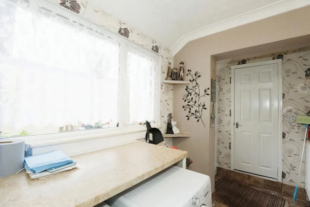 Silverdale, Newcastle, Staffordshire, ST5 6LY - Online Auctions