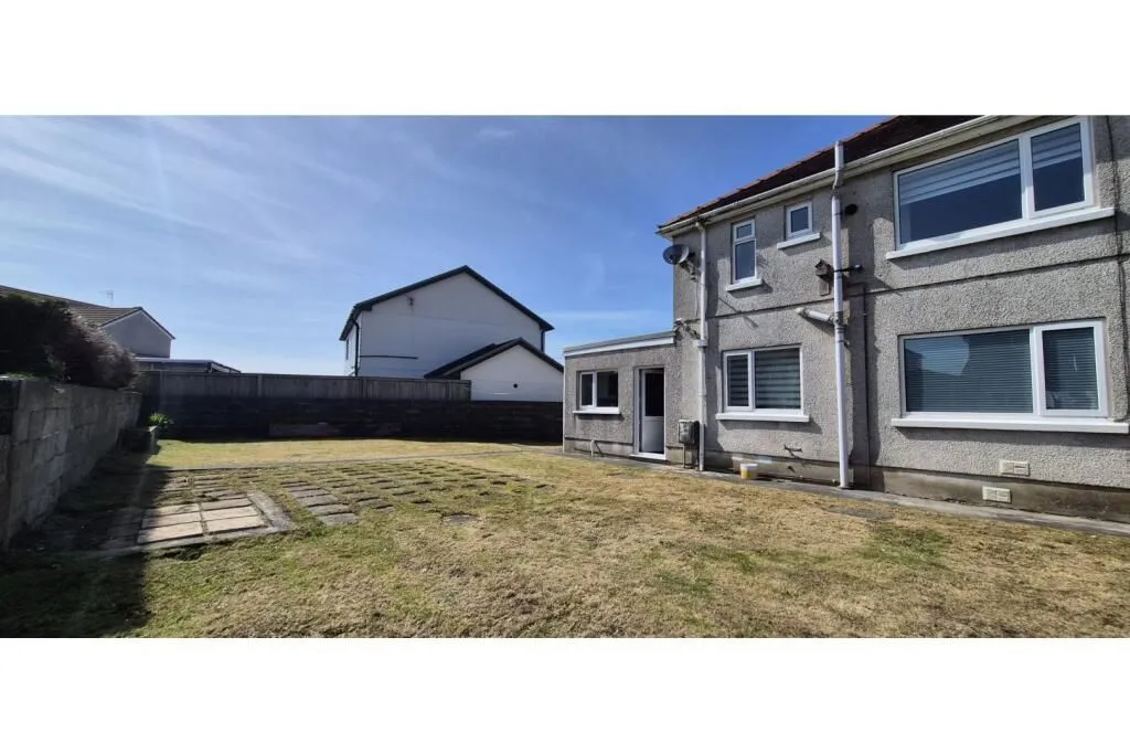 Burry Port, Dyfed, SA16 0DA - Online Auctions