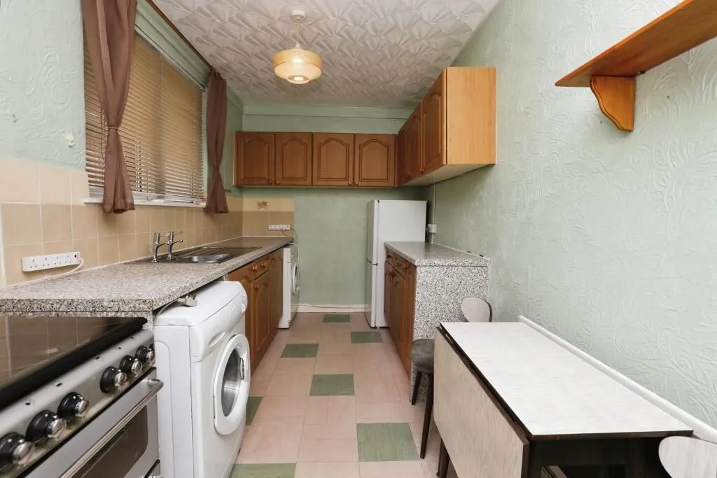 Liverpool, Merseyside, L4 9SN - Online Auctions