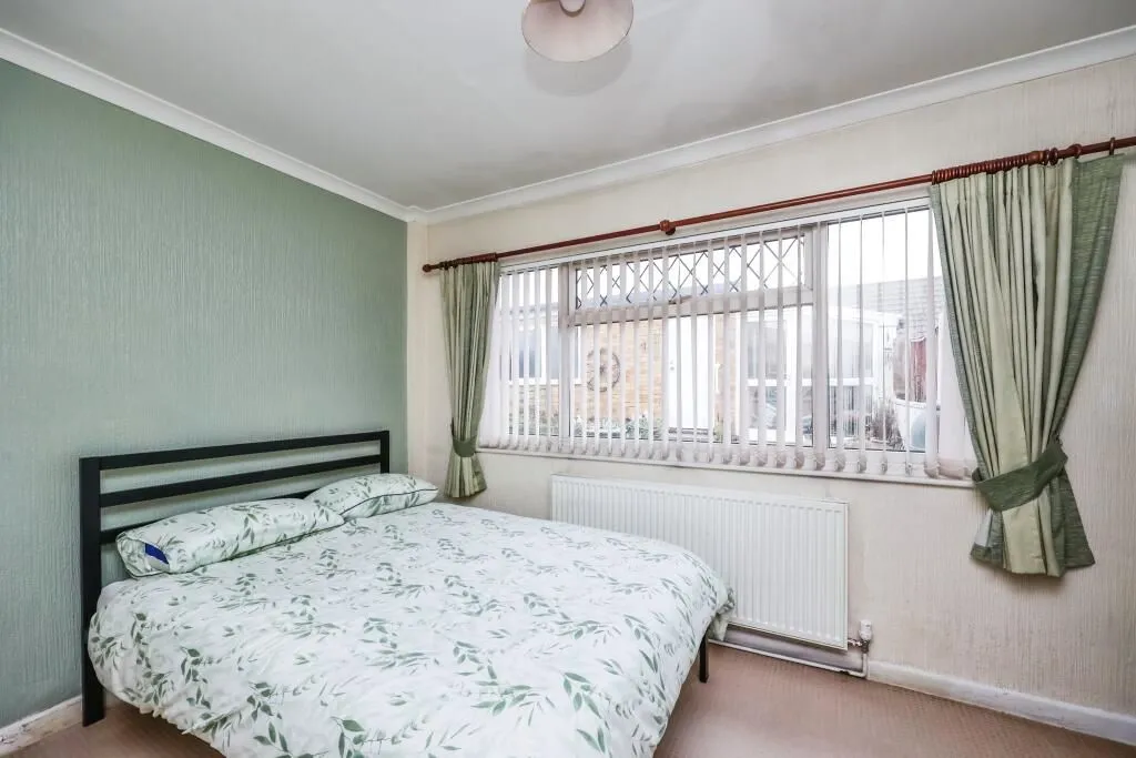Nottingham, Nottinghamshire, NG8 1AL - Online Auctions
