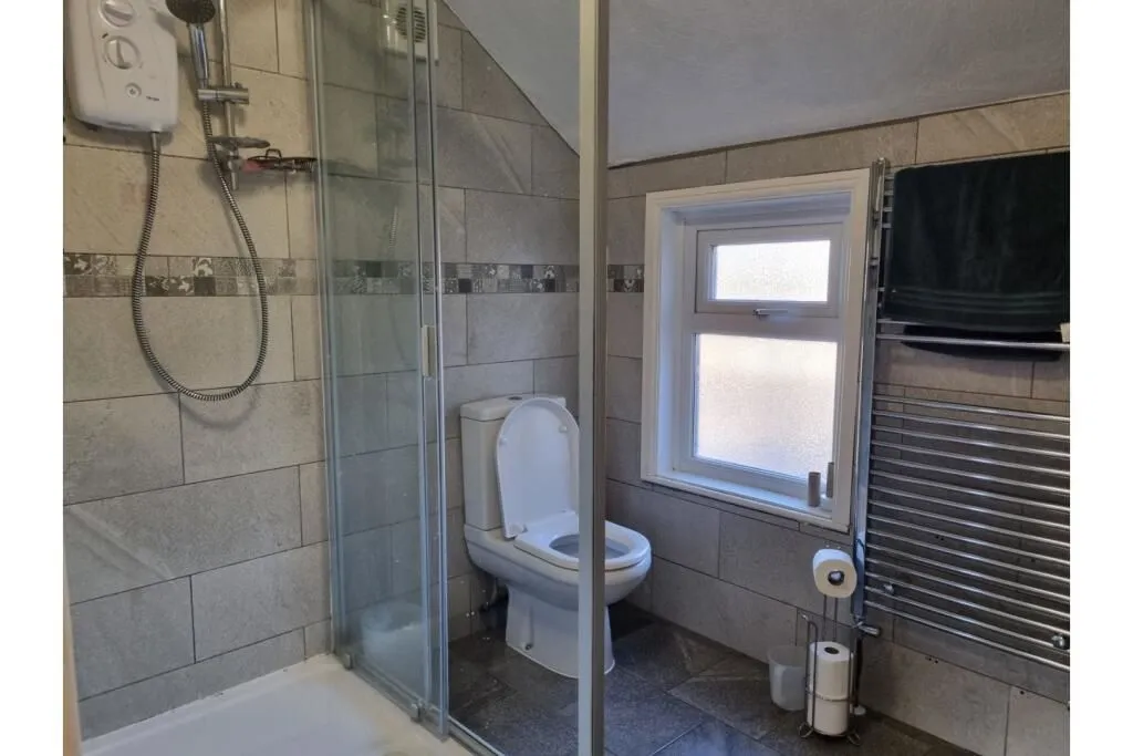 Kirkby-in-Ashfield, Nottingham, Nottinghamshire, NG17 9JB - Online Auctions