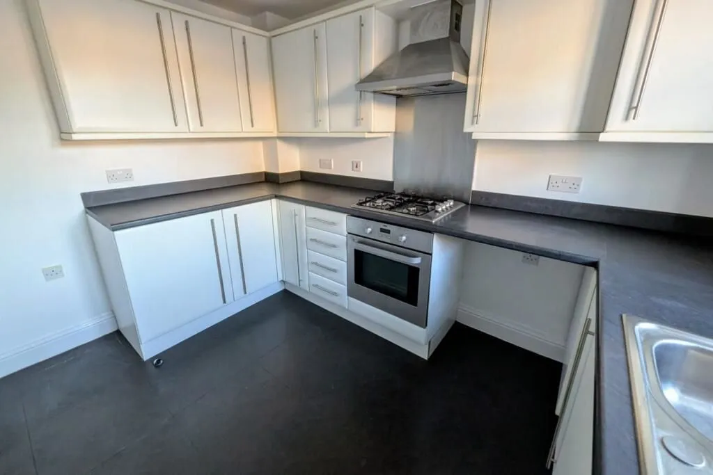 Lincoln, Lincolnshire, LN1 3QB - Online Auctions