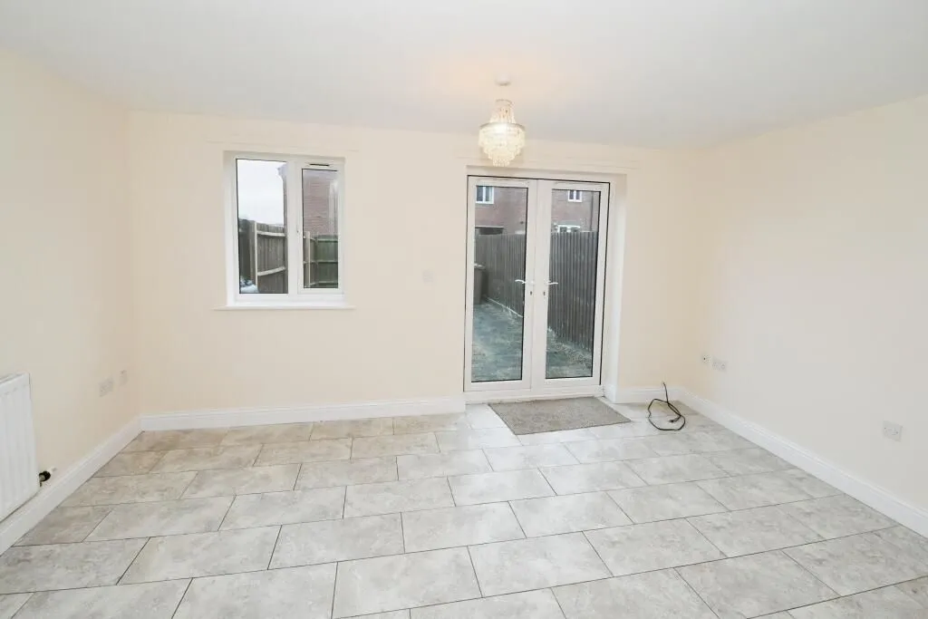 Lincoln, Lincolnshire, LN1 3QB - Online Auctions