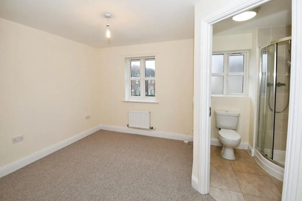 Lincoln, Lincolnshire, LN1 3QB - Online Auctions