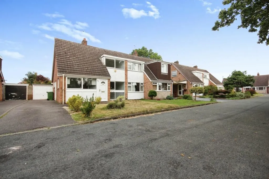 Leamington Spa, Warwickshire, CV32 7BH - Online Auctions