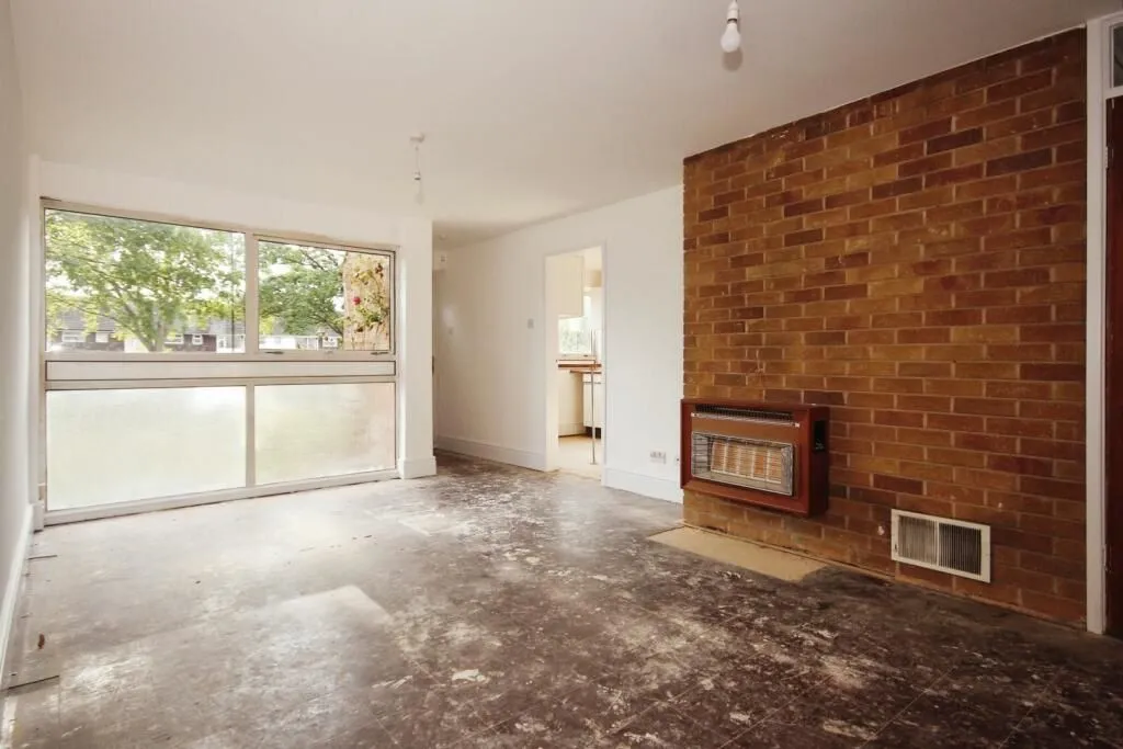 Leamington Spa, Warwickshire, CV32 7BH - Online Auctions