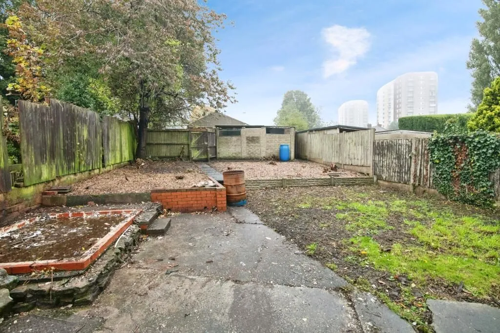 Rowley Regis, West Midlands, B65 9QF - Online Auctions