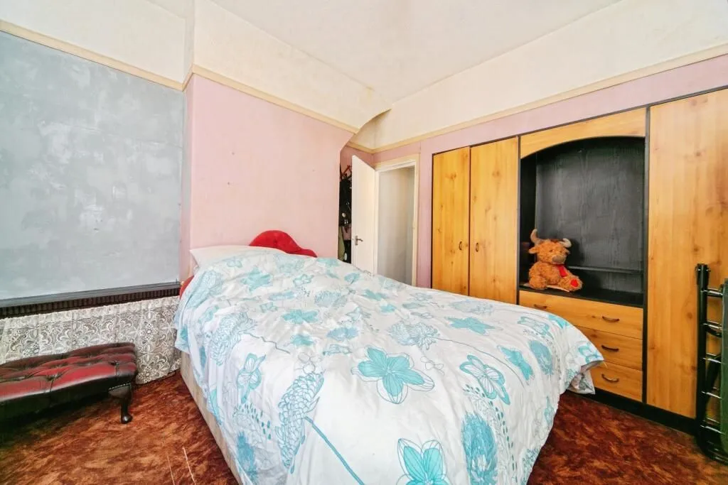 Liverpool, Merseyside, L4 2RE - Online Auctions