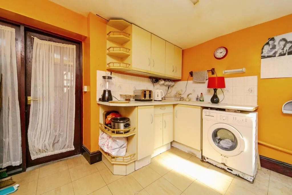 Liverpool, Merseyside, L4 2RE - Online Auctions