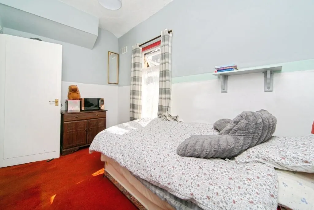 Liverpool, Merseyside, L4 2RE - Online Auctions