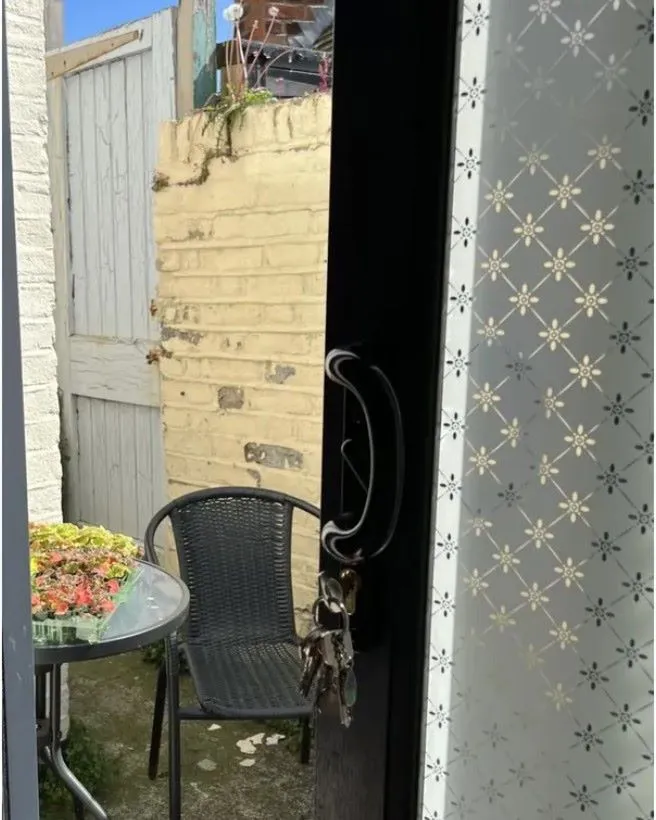 Dover, Kent, CT16 2PT - Online Auctions