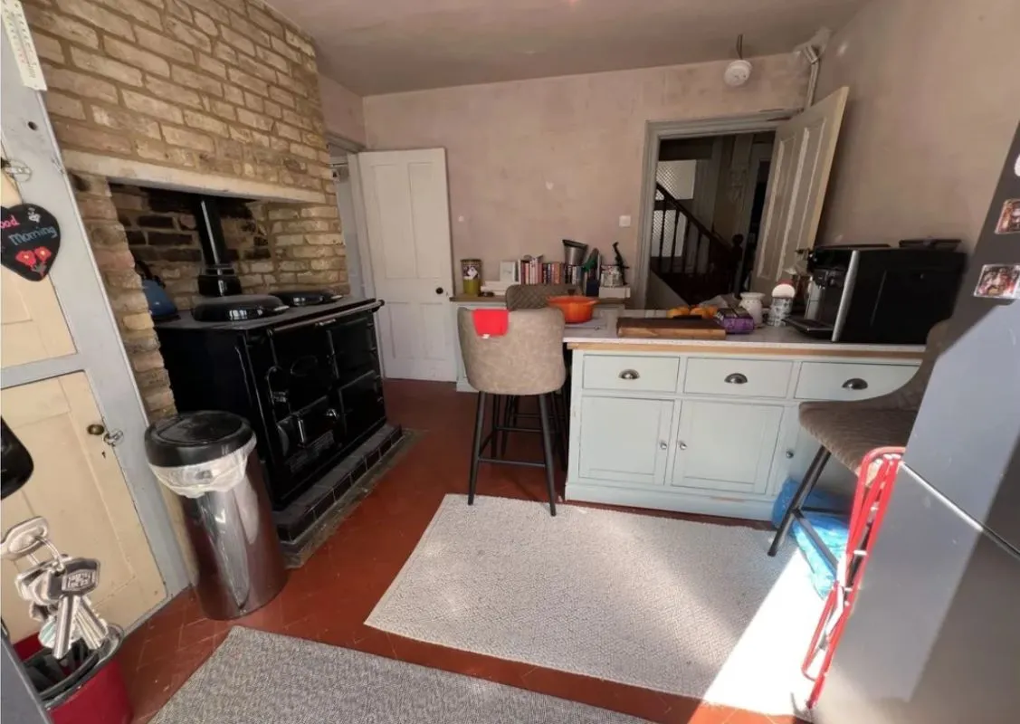 Dover, Kent, CT16 2PT - Online Auctions