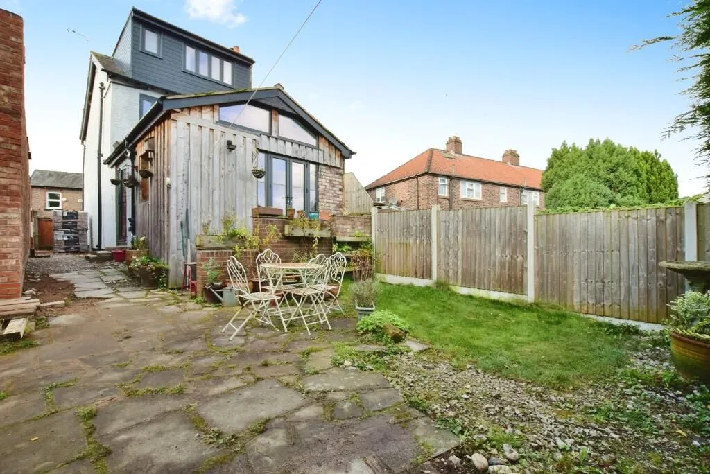 Bowdon, Altrincham, Cheshire, WA14 3EH - Online Auctions