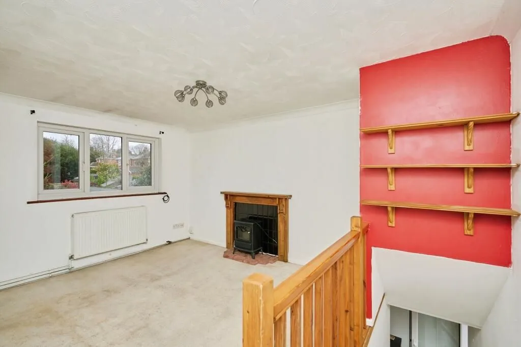 Wootton Bridge, Ryde, Isle Of Wight, PO33 4LS - Online Auctions