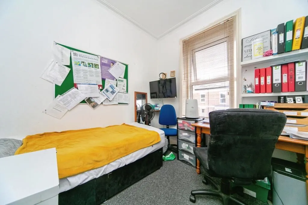 Prenton, Merseyside, CH43 5RQ - Online Auctions