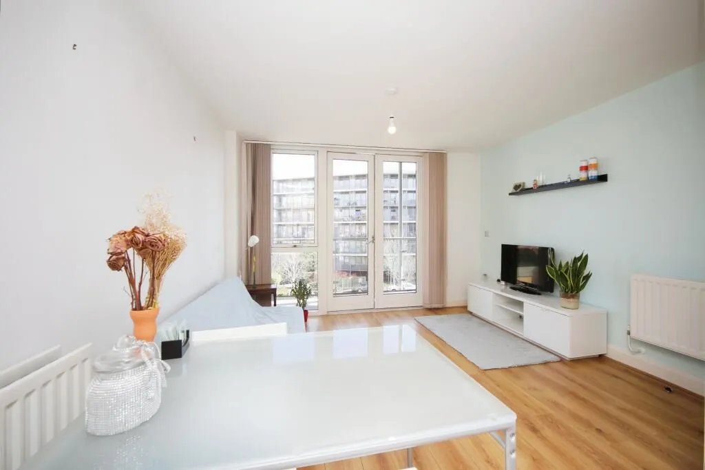 56 Bath Row, Birmingham, West Midlands, B15 2DG - Online Auctions