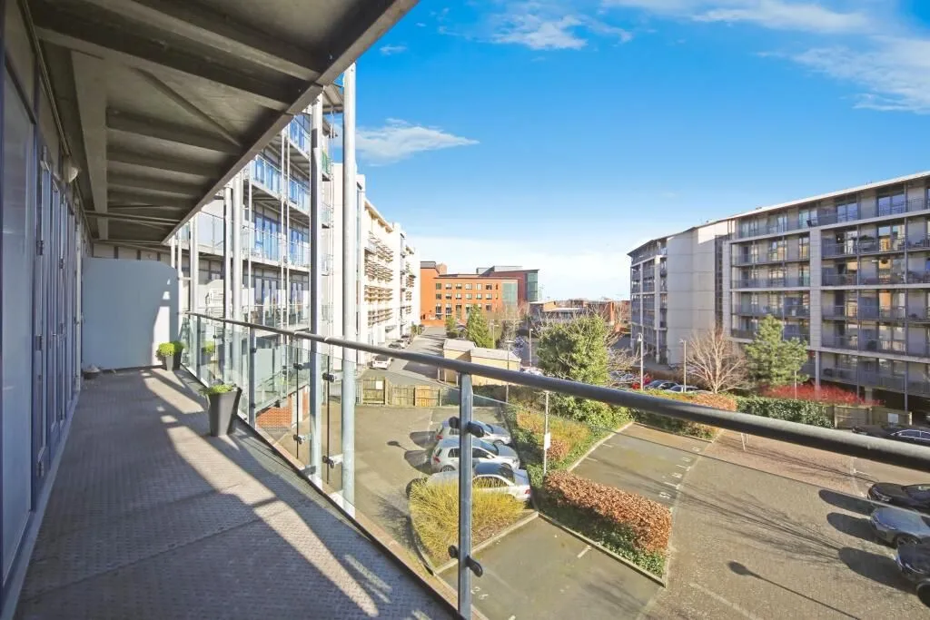 56 Bath Row, Birmingham, West Midlands, B15 2DG - Online Auctions