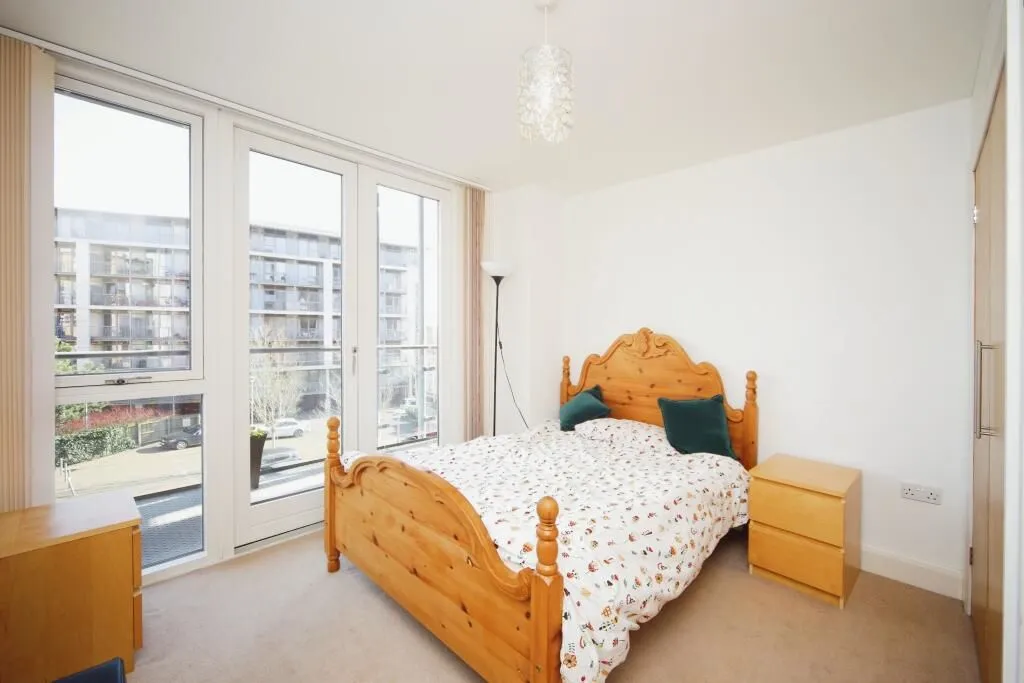 56 Bath Row, Birmingham, West Midlands, B15 2DG - Online Auctions