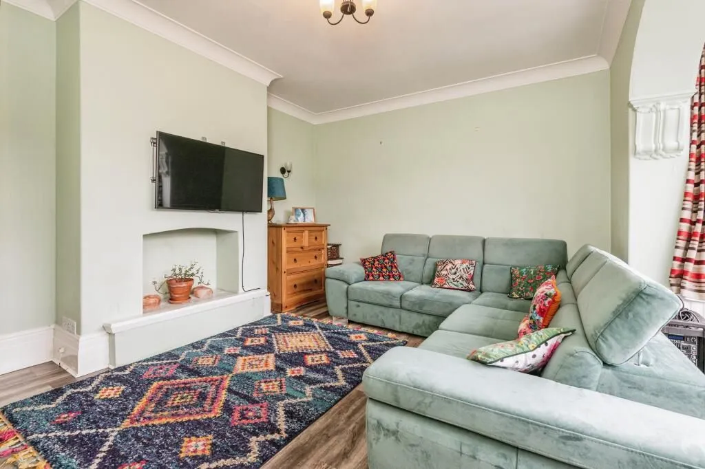 Horbury, Wakefield, West Yorkshire, WF4 6ER - Online Auctions