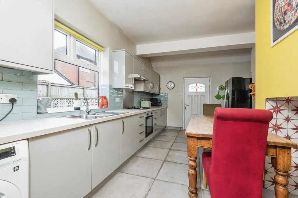 Horbury, Wakefield, West Yorkshire, WF4 6ER - Online Auctions