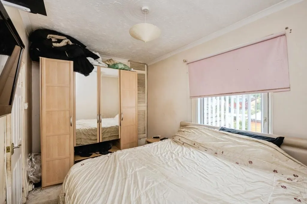 Port Tennant, Swansea, West Glamorgan, SA1 8NL - Online Auctions
