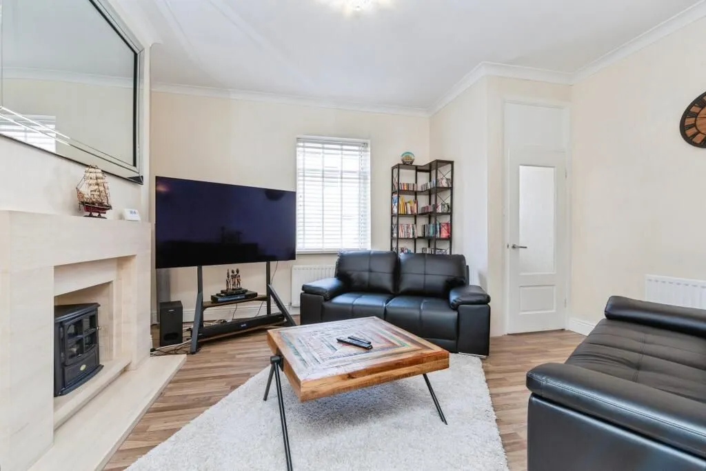 Peterlee, County Durham, SR8 3RX - Online Auctions