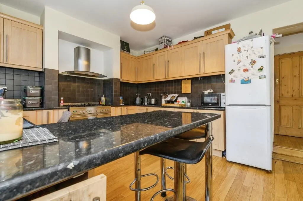 Stanley Street, Brighouse, West Yorkshire, HD6 1SX - Online Auctions
