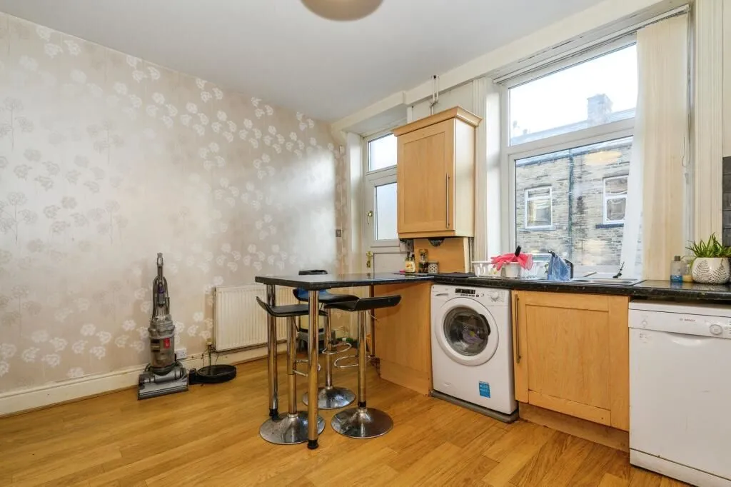 Stanley Street, Brighouse, West Yorkshire, HD6 1SX - Online Auctions
