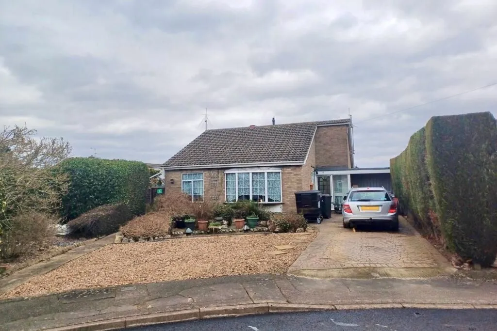 Dunholme, Lincoln, Lincolnshire, LN2 3SW - Online Auctions