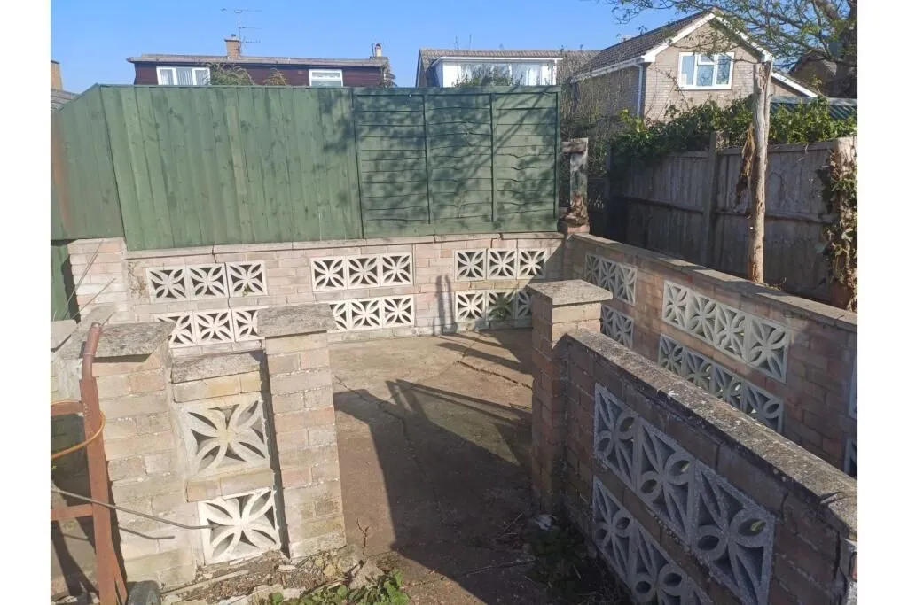 Dunholme, Lincoln, Lincolnshire, LN2 3SW - Online Auctions