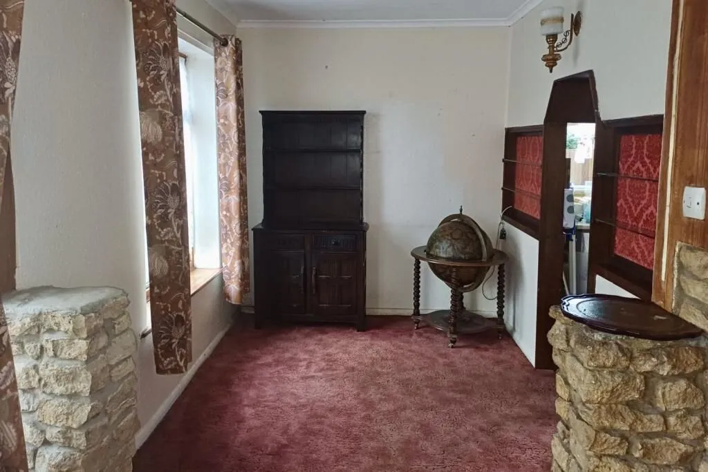 Dunholme, Lincoln, Lincolnshire, LN2 3SW - Online Auctions