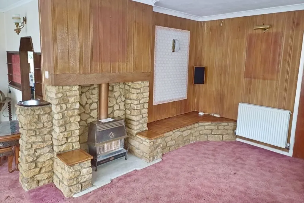 Dunholme, Lincoln, Lincolnshire, LN2 3SW - Online Auctions