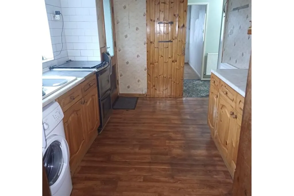 Dunholme, Lincoln, Lincolnshire, LN2 3SW - Online Auctions