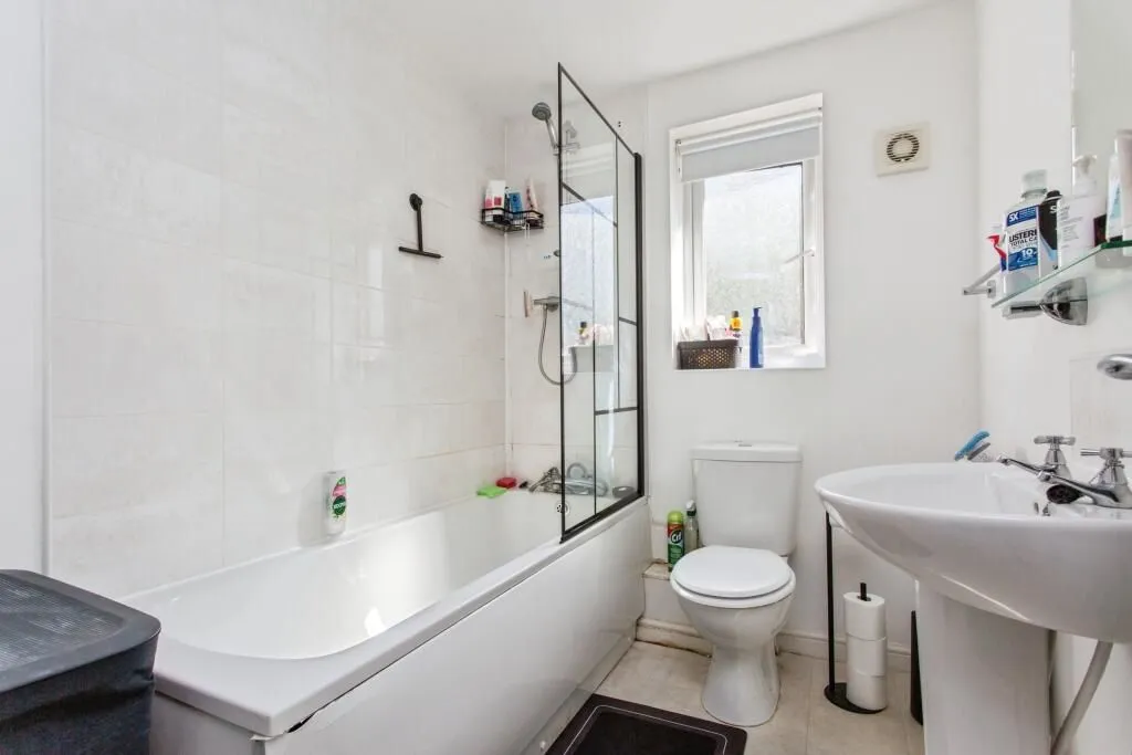 Wigan, Lancashire, WN5 9BD - Online Auctions