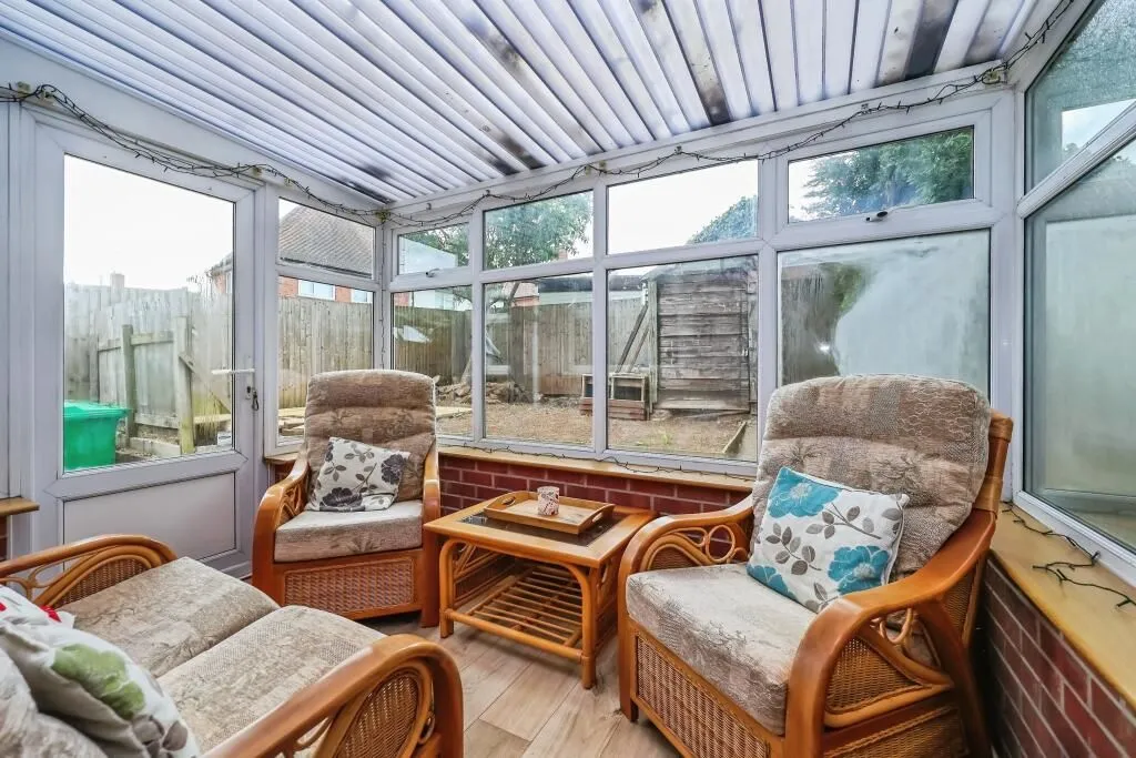 Nottingham, Nottinghamshire, NG8 5QP - Online Auctions