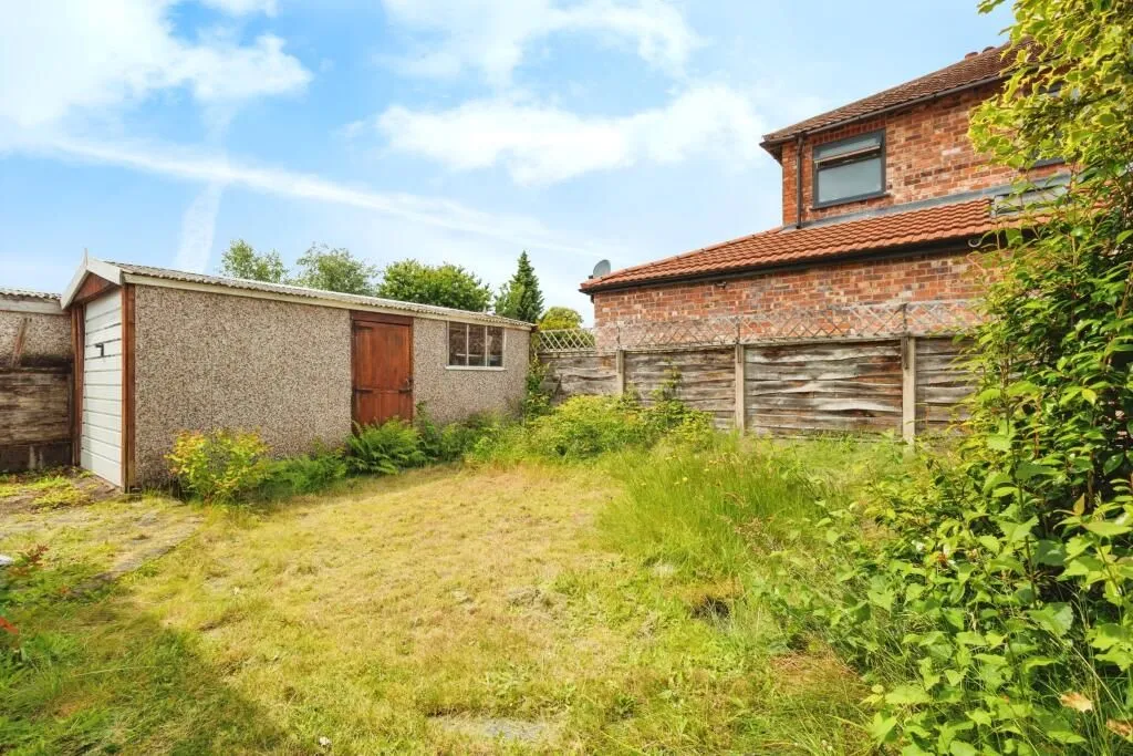 Sale, Cheshire, M33 4DE - Online Auctions