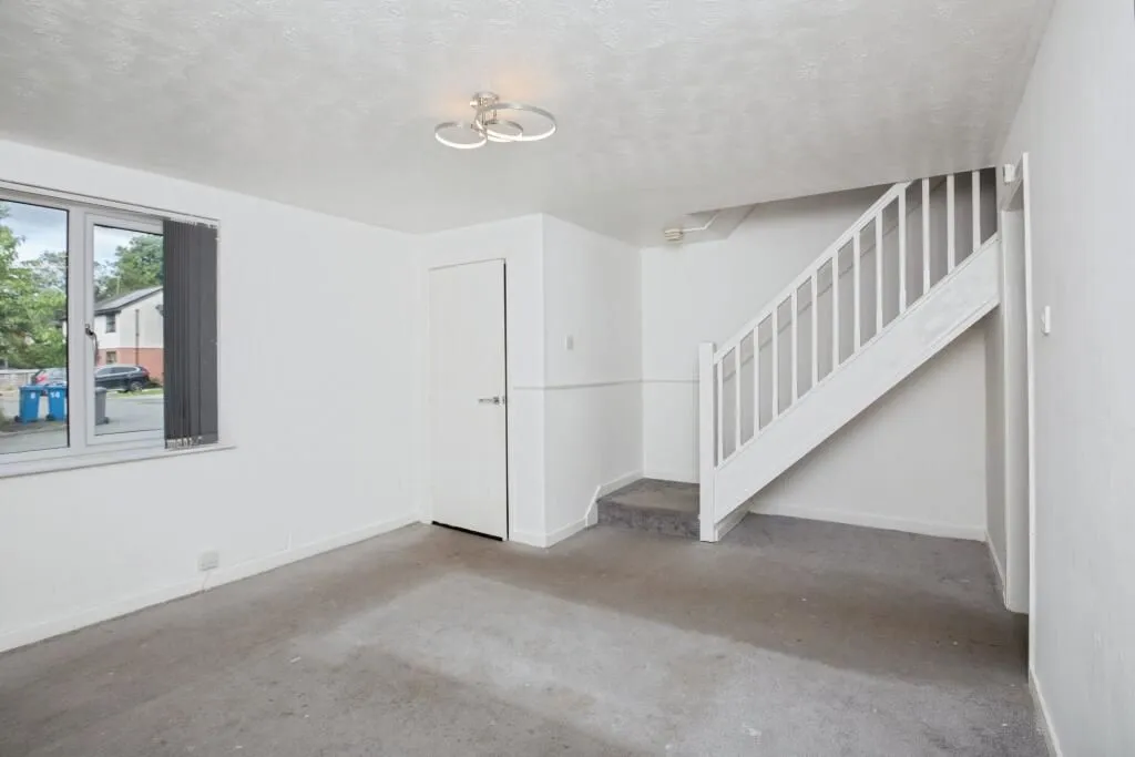Manchester, Lancashire, M16 7RP - Online Auctions