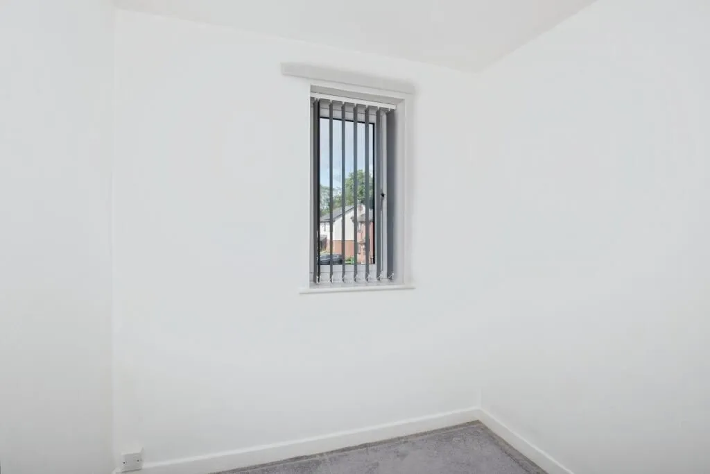 Manchester, Lancashire, M16 7RP - Online Auctions