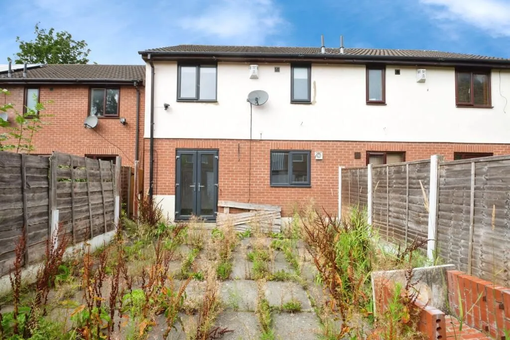 Manchester, Lancashire, M16 7RP - Online Auctions