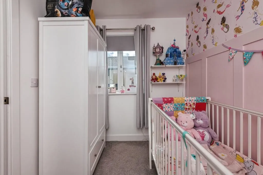 Gomersal, Cleckheaton, West Yorkshire, BD19 4FB - Online Auctions