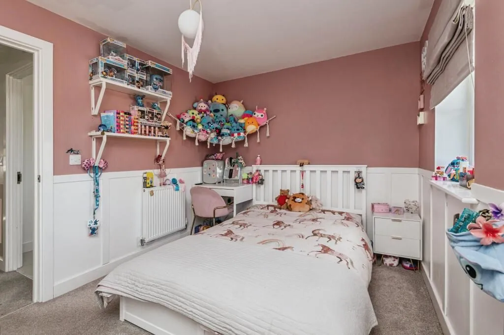 Gomersal, Cleckheaton, West Yorkshire, BD19 4FB - Online Auctions