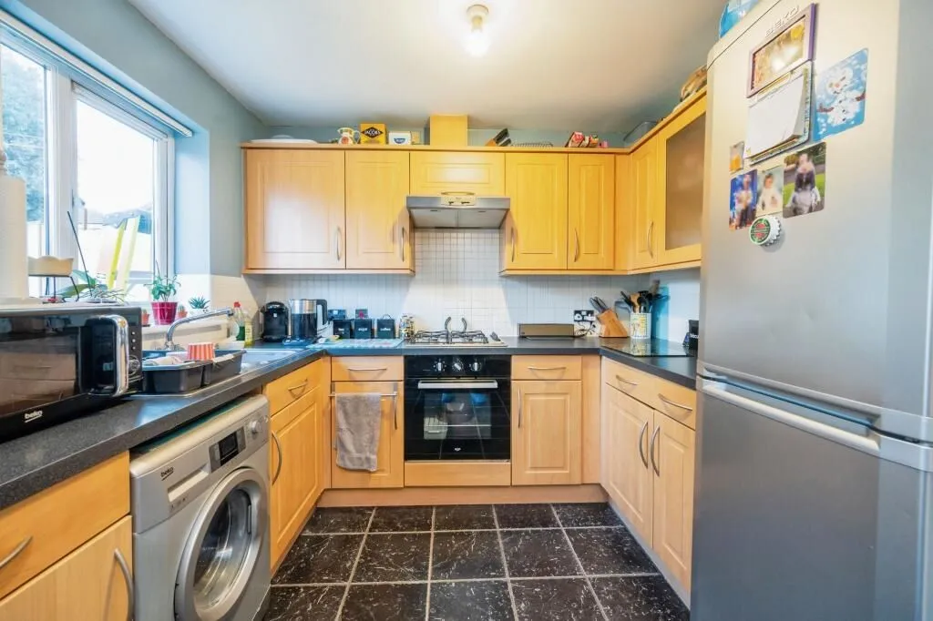 Tipton, West Midlands, DY4 7RD - Online Auctions