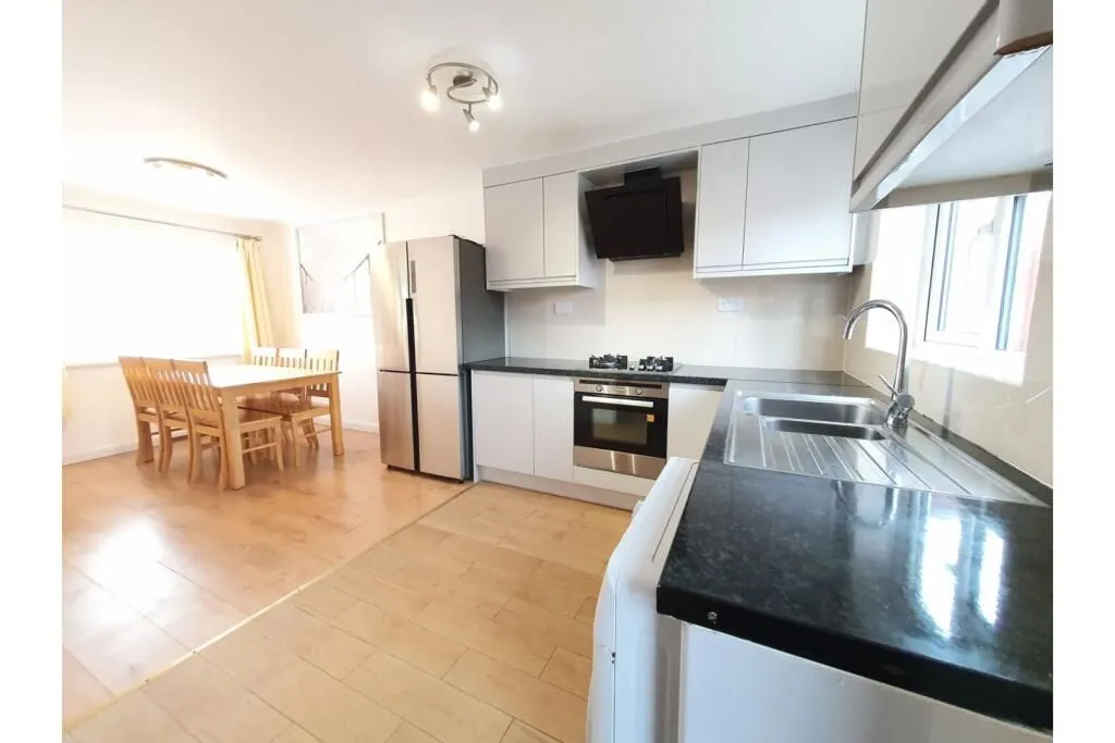 Birmingham, West Midlands, B31 2UN - Online Auctions
