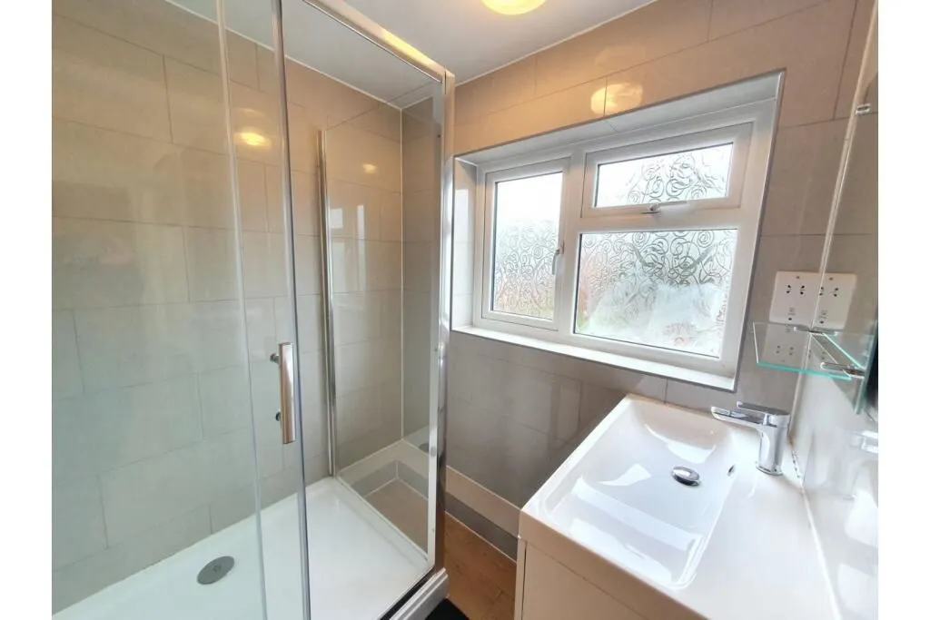 Birmingham, West Midlands, B31 2UN - Online Auctions