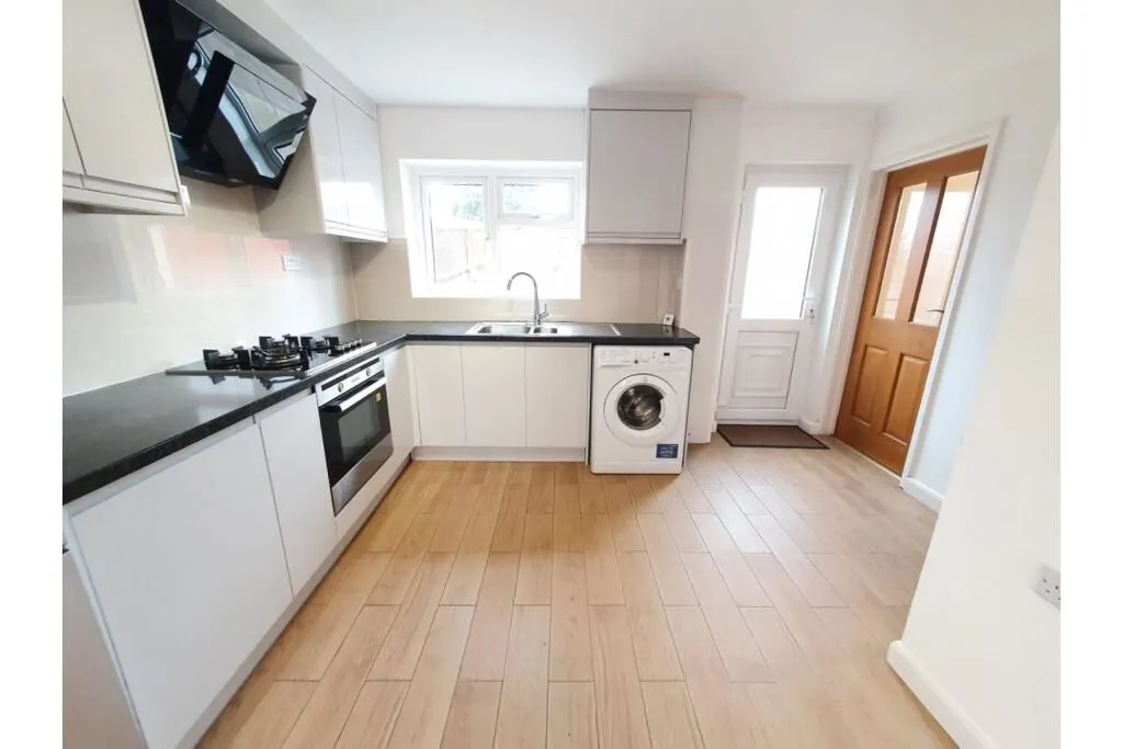 Birmingham, West Midlands, B31 2UN - Online Auctions